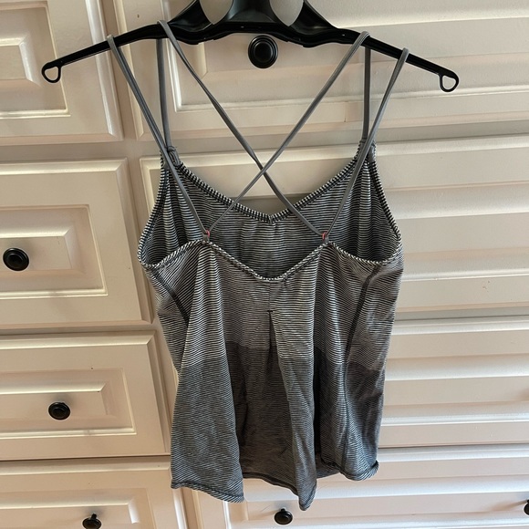 Lululemon tank top - Picture 2 of 3